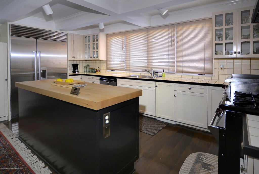 8 of 15 - 814 E Cooper Avenue, Aspen, CO