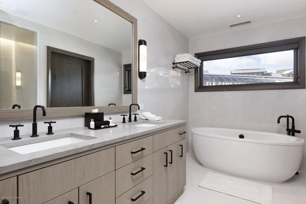 13 of 36 - 61 Wood Road 233, Snowmass Village, CO