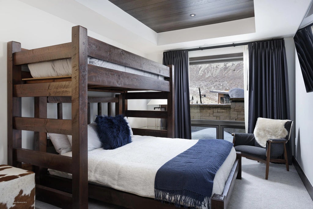 14 of 36 - 61 Wood Road 233, Snowmass Village, CO