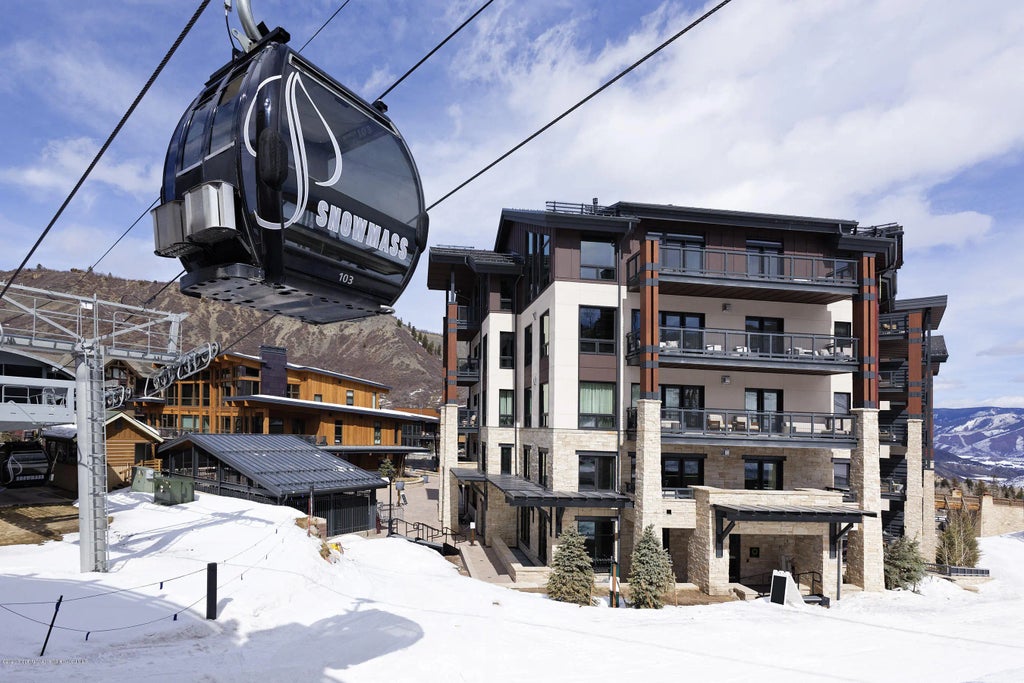 35 of 36 - 61 Wood Road 233, Snowmass Village, CO