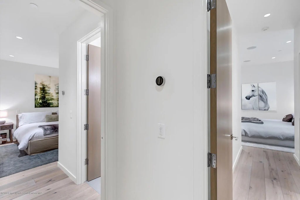 38 of 45 - 1098 E Waters Avenue, Aspen, CO