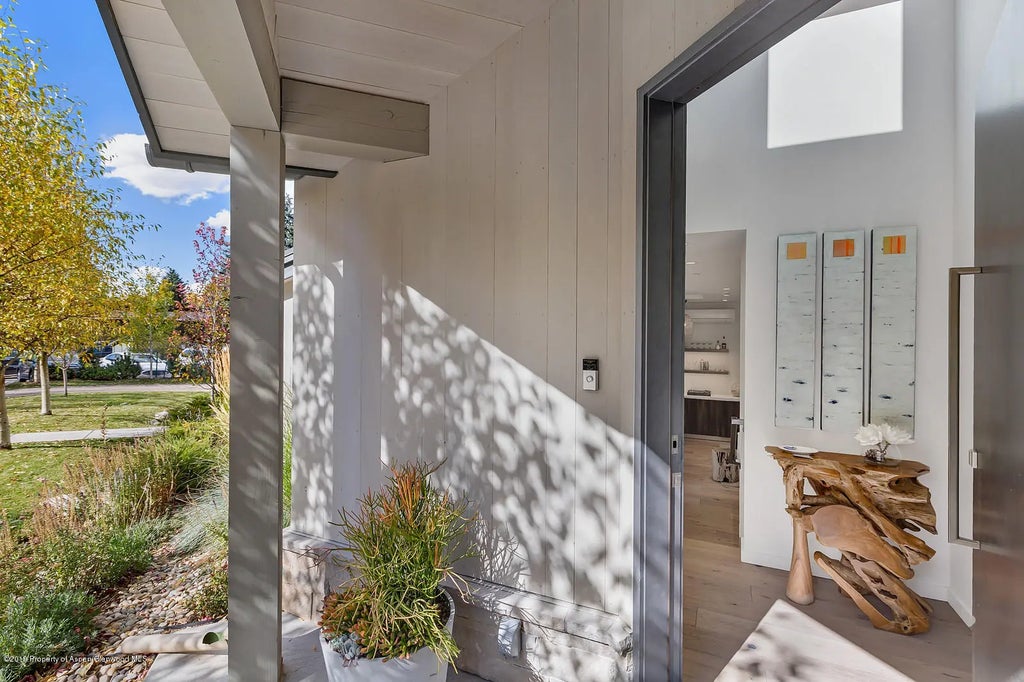 42 of 45 - 1098 E Waters Avenue, Aspen, CO