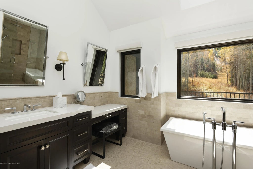 10 of 32 - 235 Exhibition Lane, Aspen, CO