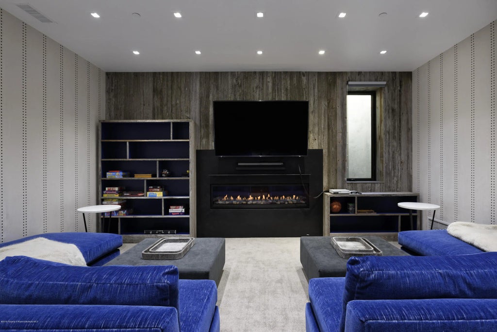 23 of 32 - 235 Exhibition Lane, Aspen, CO