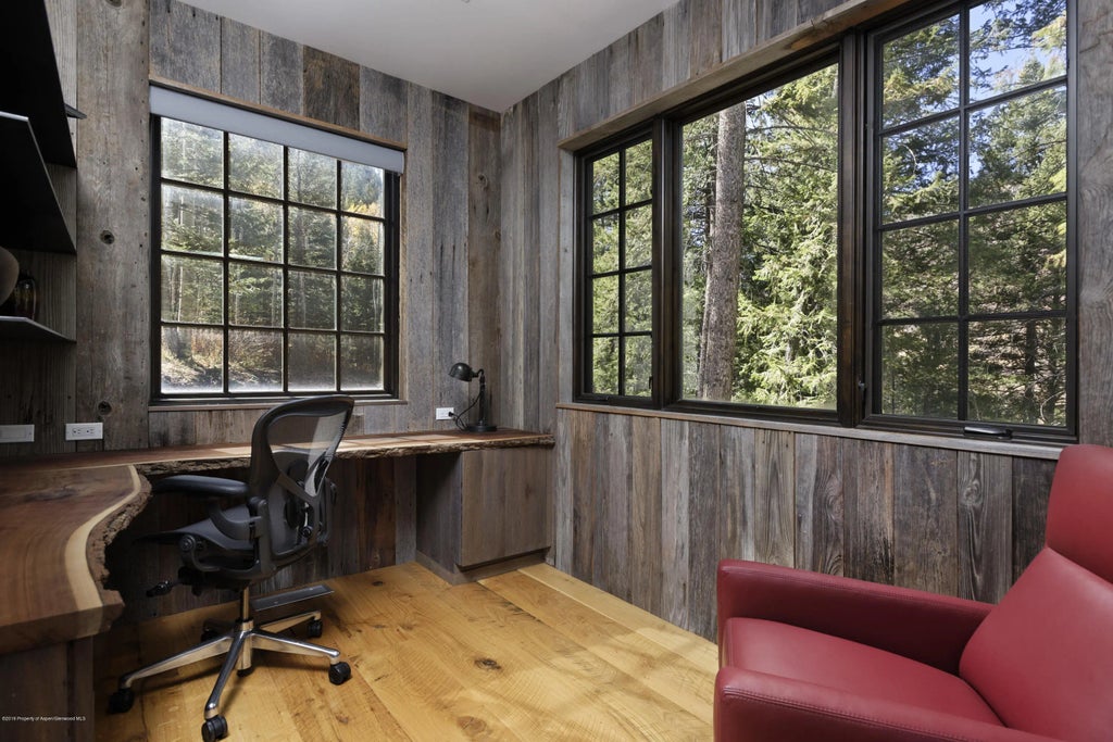 24 of 32 - 235 Exhibition Lane, Aspen, CO