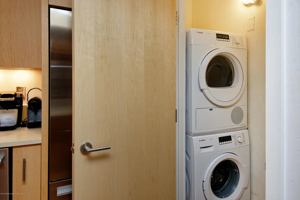 5 of 15 - 1034 E Cooper Avenue 5-a, Aspen, CO