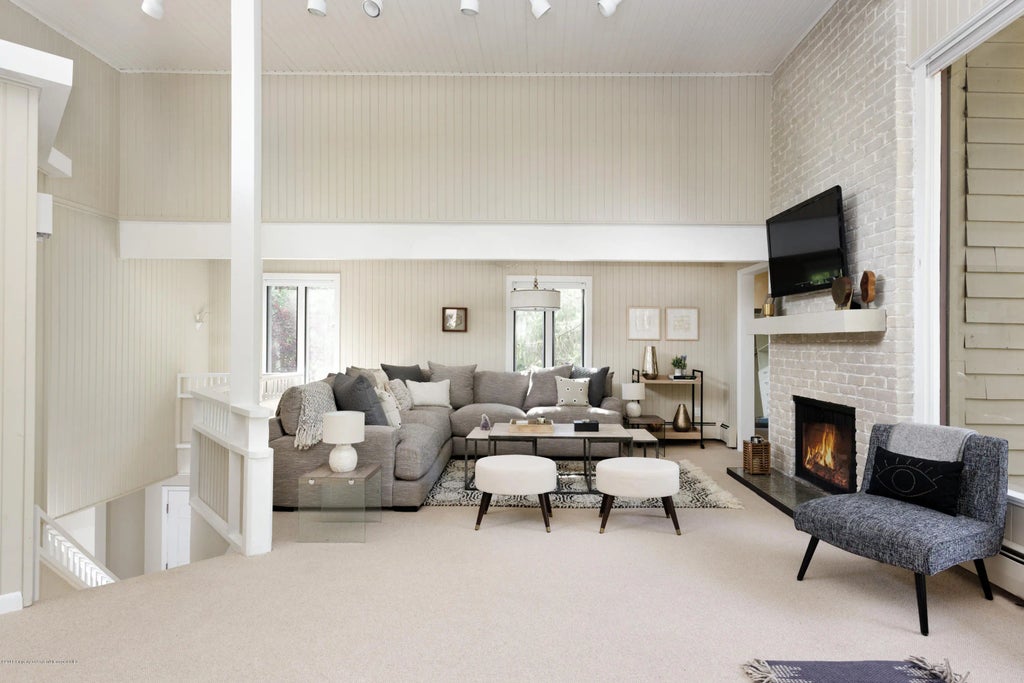 1 of 13 - 117 N Monarch Street Unit #2, Aspen, CO