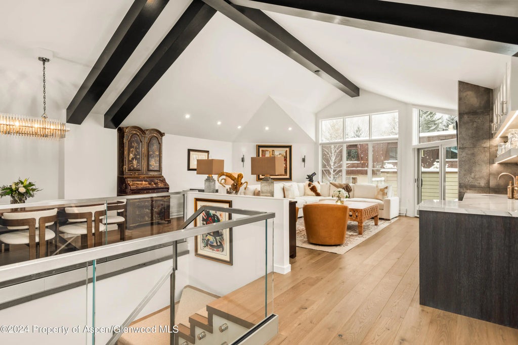 20 of 44 - 927 E Durant Avenue 3, Aspen, CO