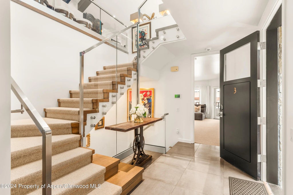 23 of 44 - 927 E Durant Avenue 3, Aspen, CO
