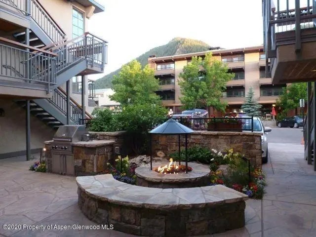 9 of 13 - 630 E Cooper Avenue 5, Aspen, CO