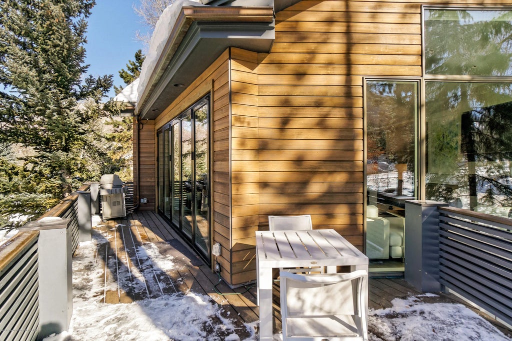 12 of 32 - 100 Park Avenue, Aspen, CO
