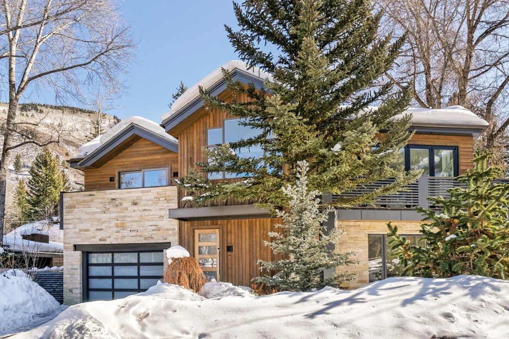 32 of 32 - 100 Park Avenue, Aspen, CO