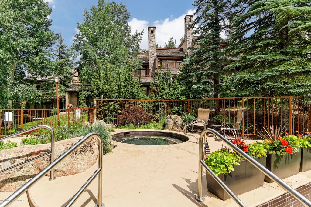 13 of 20 - 800 Ridge Road 14, Snowmass Village, CO