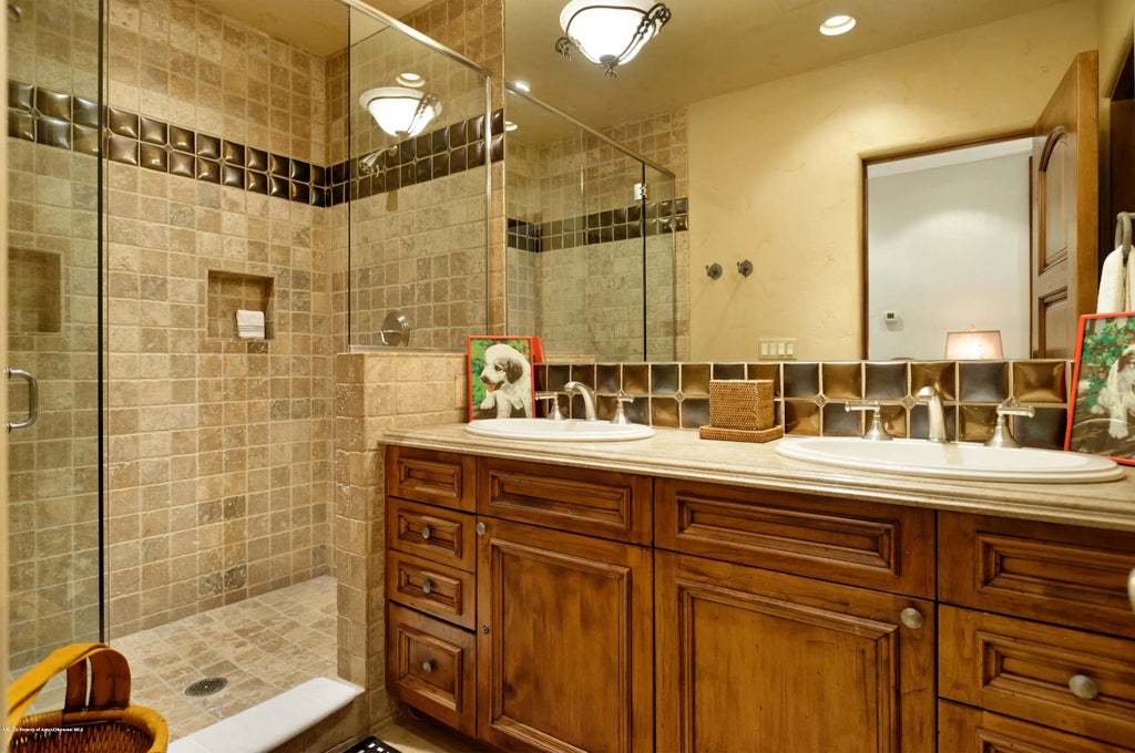 16 of 19 - N/A, Aspen, CO