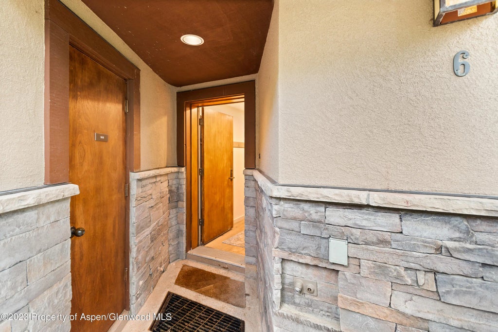 33 of 34 - 810 Ridge Road #6, Snowmass Village, CO