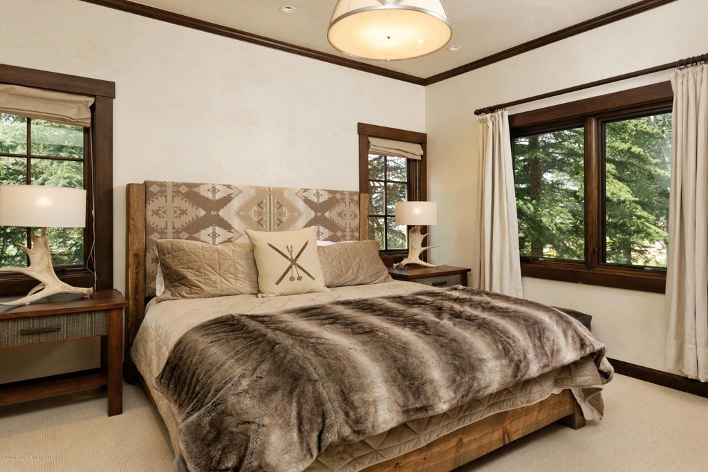 40 of 50 - 565 N Starwood Drive, Aspen, CO