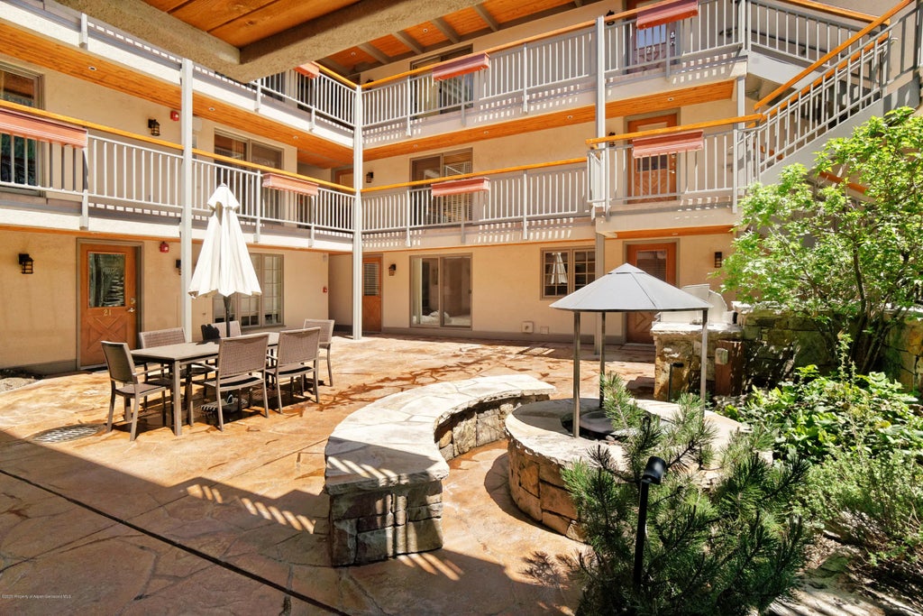 14 of 25 - 630 E Cooper Avenue 1, Aspen, CO