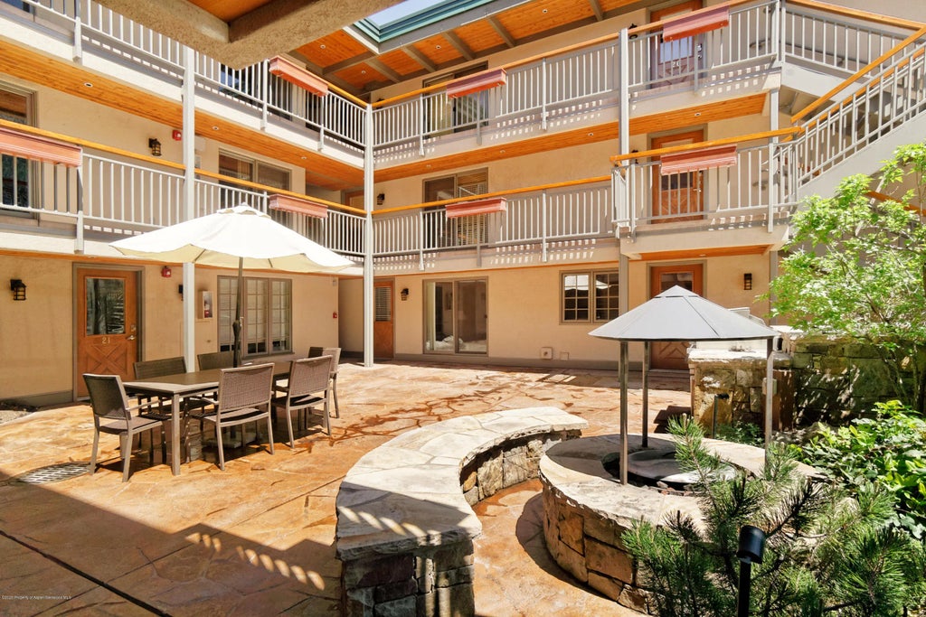 16 of 25 - 630 E Cooper Avenue 1, Aspen, CO