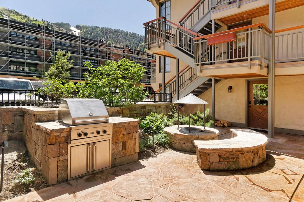 19 of 25 - 630 E Cooper Avenue 1, Aspen, CO