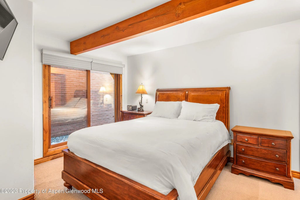 7 of 25 - 630 E Cooper Avenue 1, Aspen, CO
