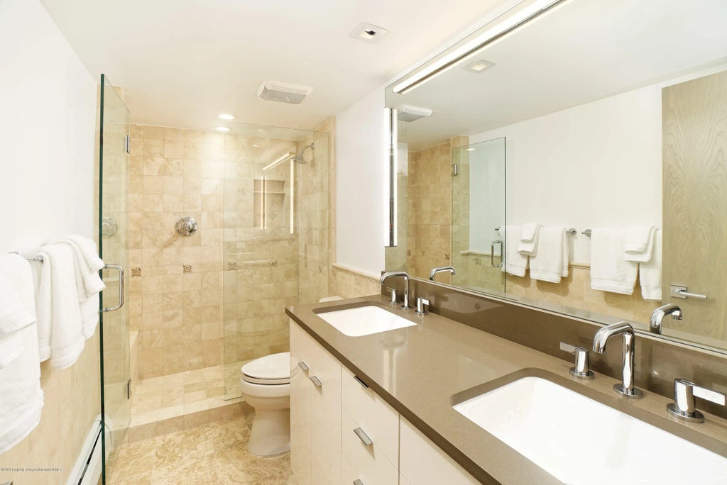 8 of 13 - 124 W Hyman 2b, Aspen, CO