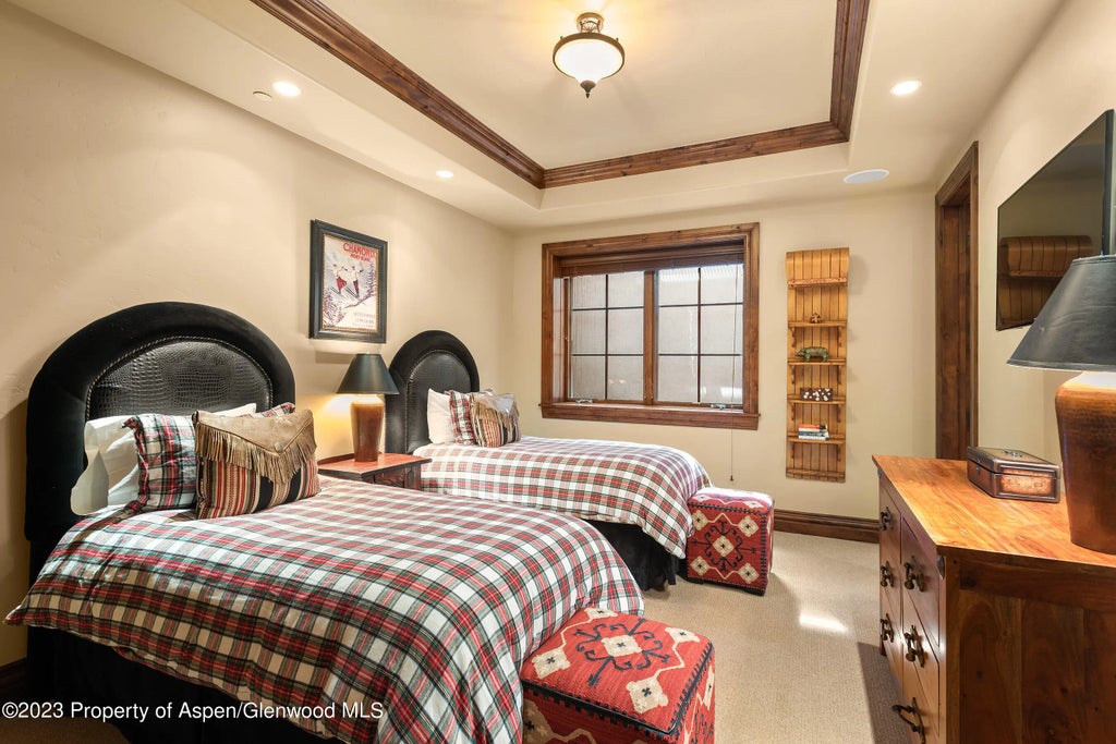 4 of 55 - 81 Thunderbowl Lane, Aspen, CO