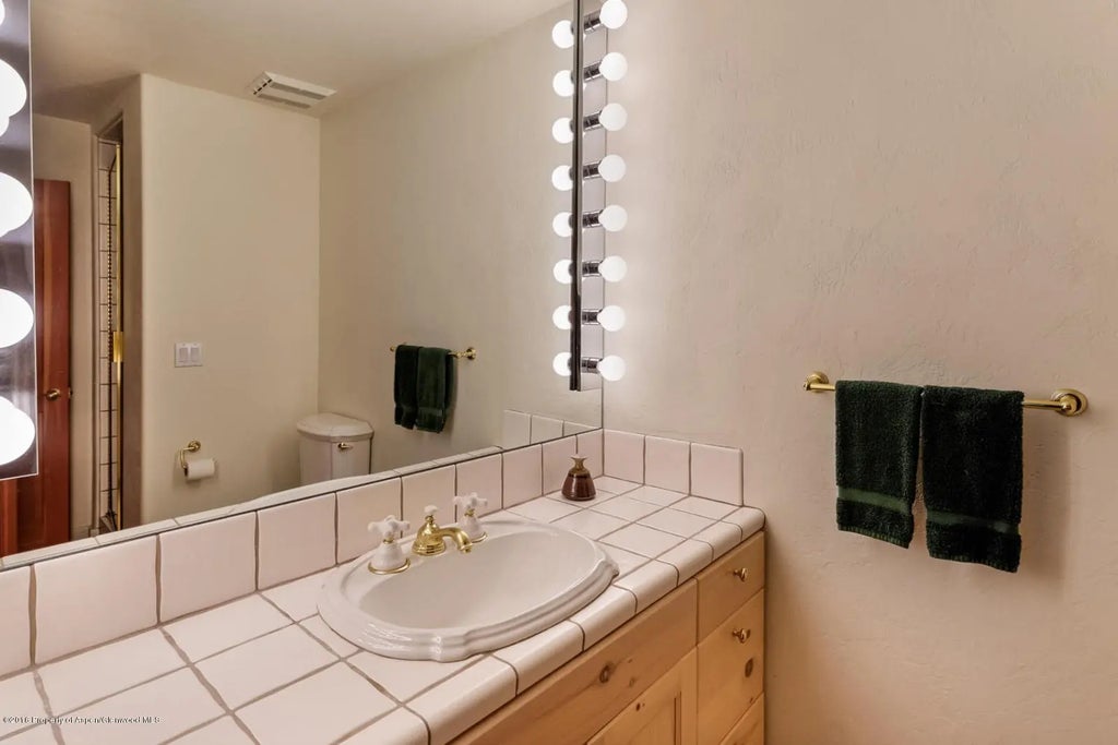 12 of 17 - 1109 Waters Avenue, Aspen, CO