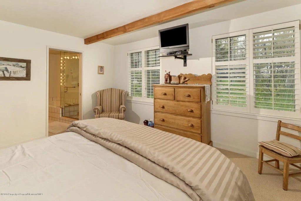 9 of 17 - 1109 Waters Avenue, Aspen, CO