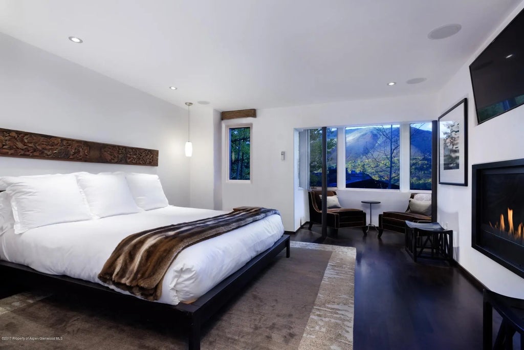 14 of 31 - 342 Summit Street B, Aspen, CO