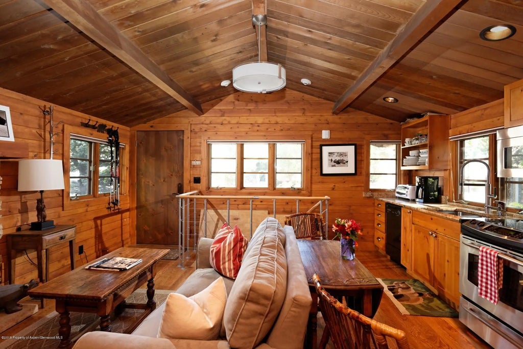 4 of 9 - 509 W Main Street, Aspen, CO