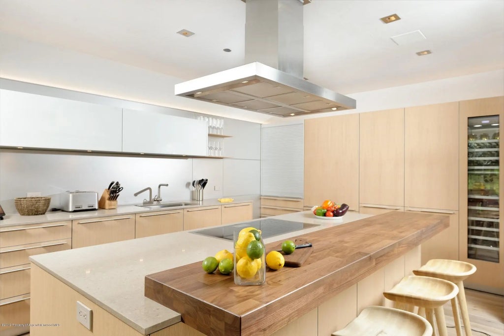 8 of 32 - 217 S Third Street, Aspen, CO