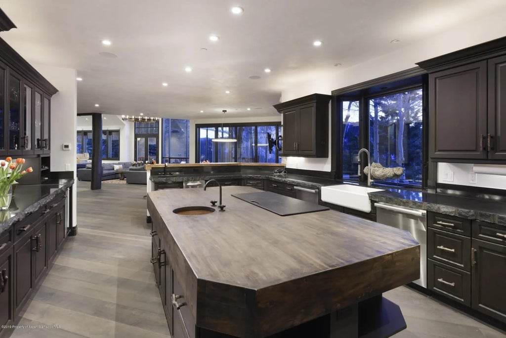 8 of 37 - 450 Smuggler Mountain Road, Aspen, CO