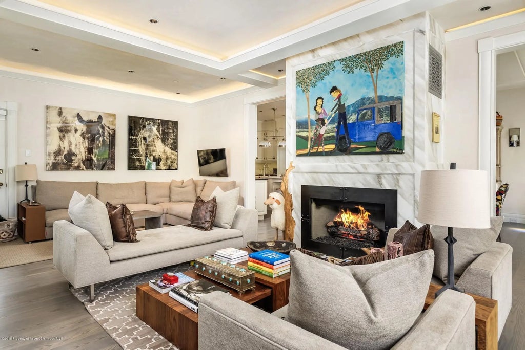 2 of 31 - 202 N Monarch Street, Aspen, CO