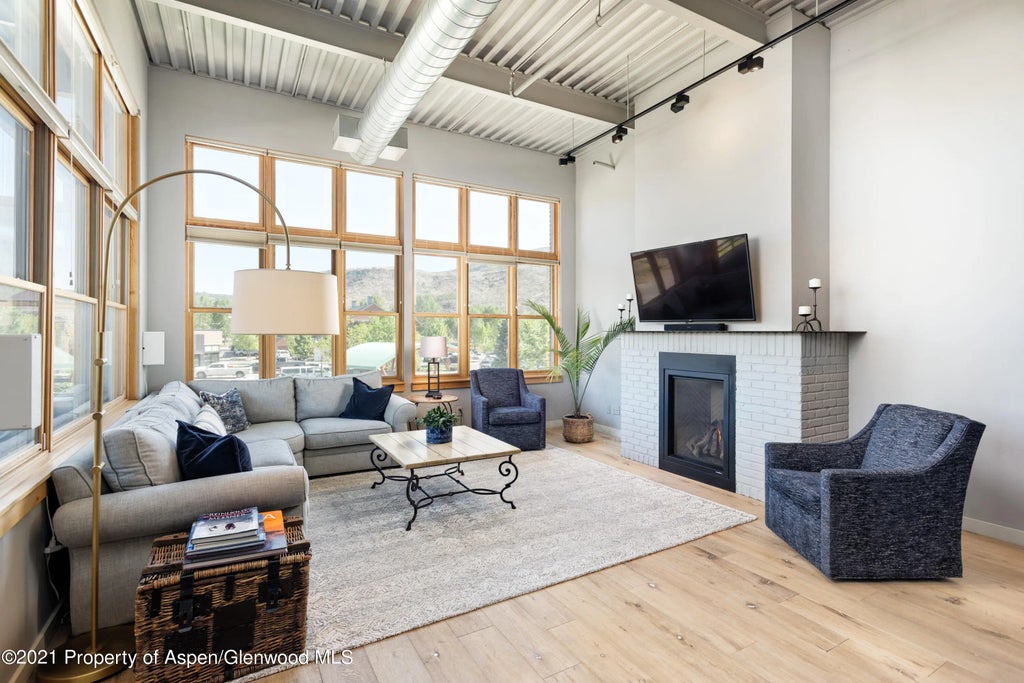1 of 14 - 231 Robinson Street R-212, Basalt, CO