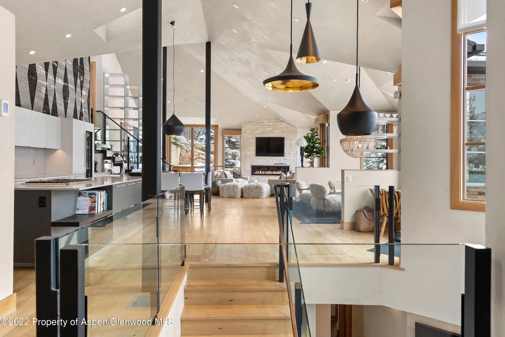 8 of 31 - 136 Northway Drive, Aspen, CO