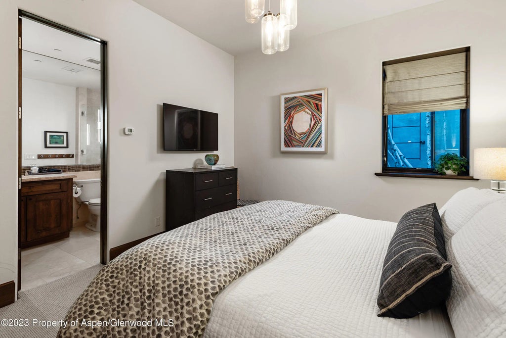 15 of 24 - 138 W Lupine Drive, Aspen, CO