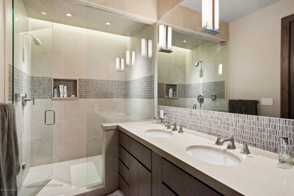 19 of 28 - 36 E Ridge Road, Snowmass Village, CO