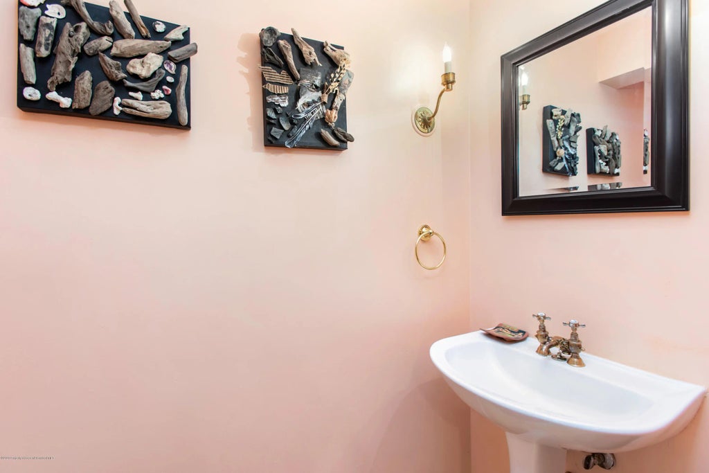 23 of 26 - 100 N 8th Street Unit 29, Aspen, CO