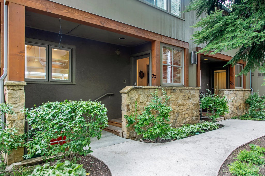 25 of 26 - 100 N 8th Street Unit 29, Aspen, CO