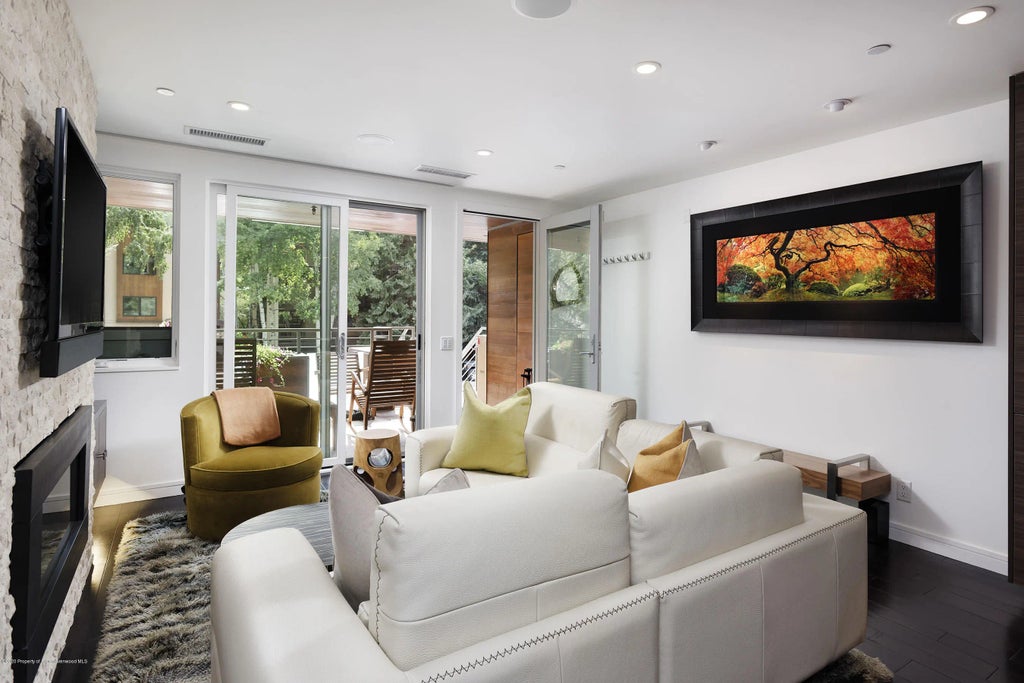 2 of 12 - 100 E Cooper Avenue 12, Aspen, CO