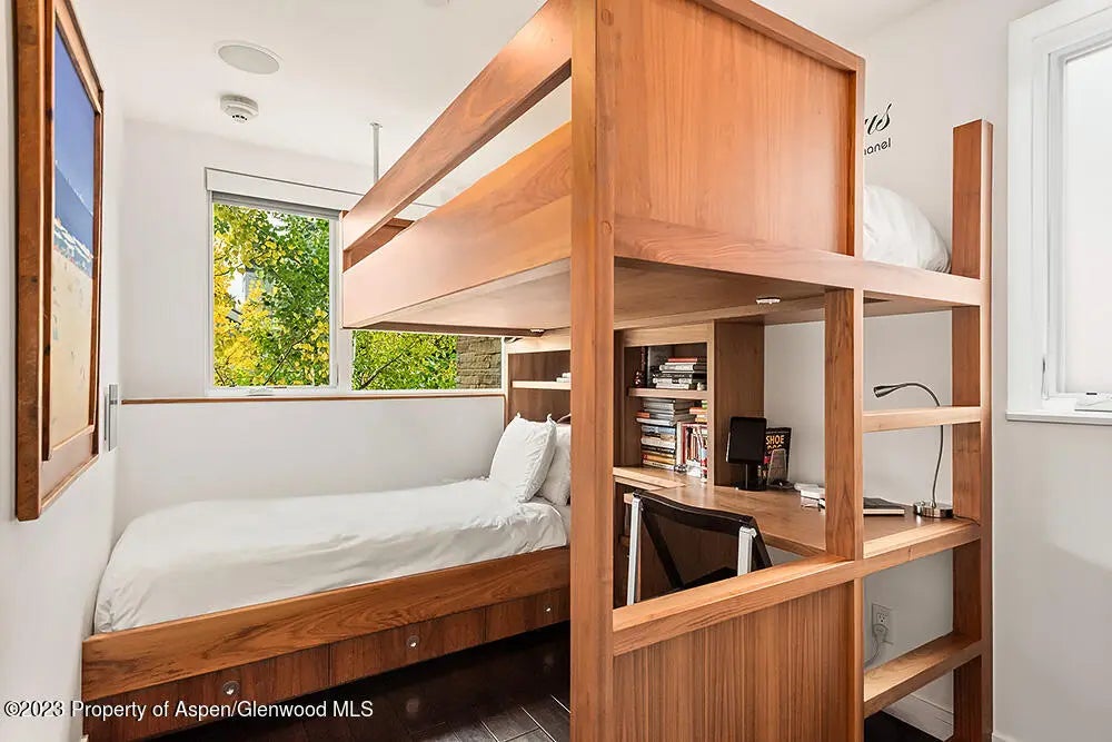 9 of 12 - 100 E Cooper Avenue 12, Aspen, CO