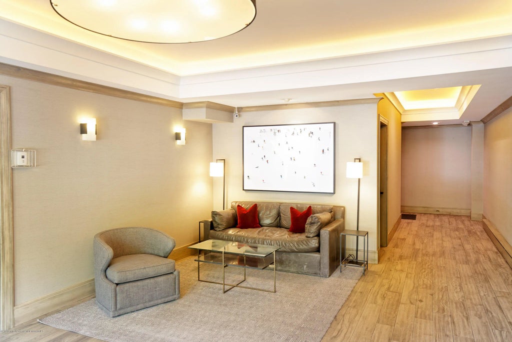 12 of 13 - 205 E Durant Avenue 3h, Aspen, CO