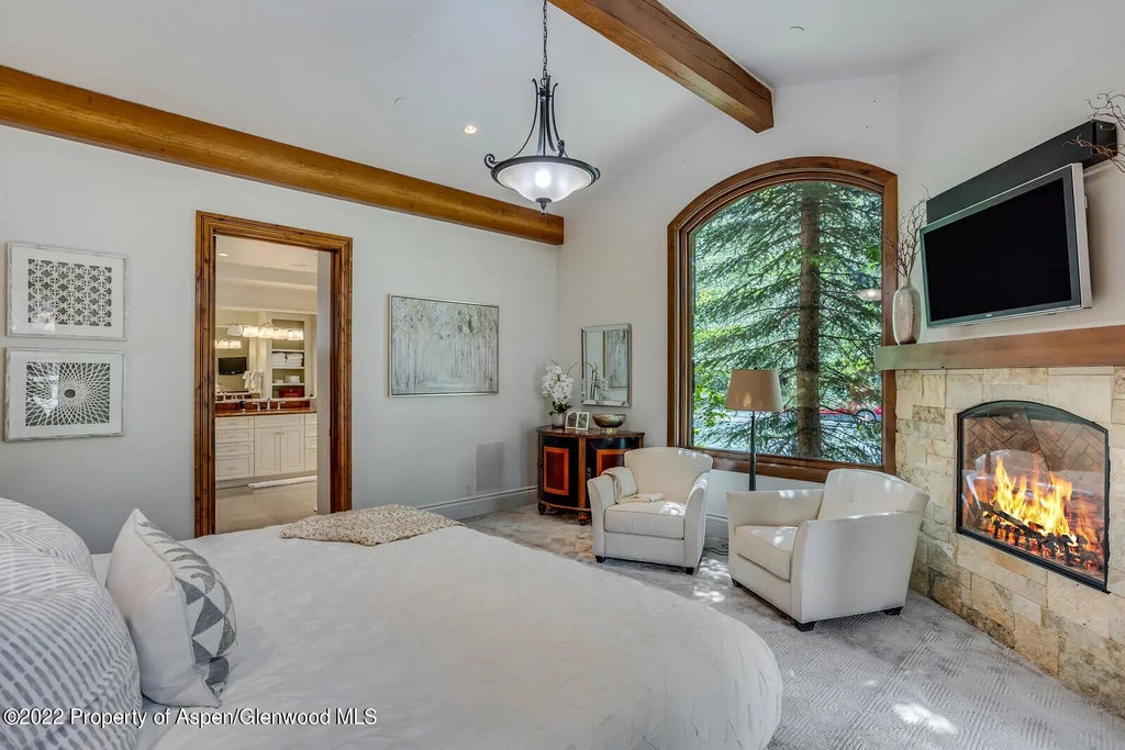 24 of 81 - 900 Waters Avenue, Aspen, CO