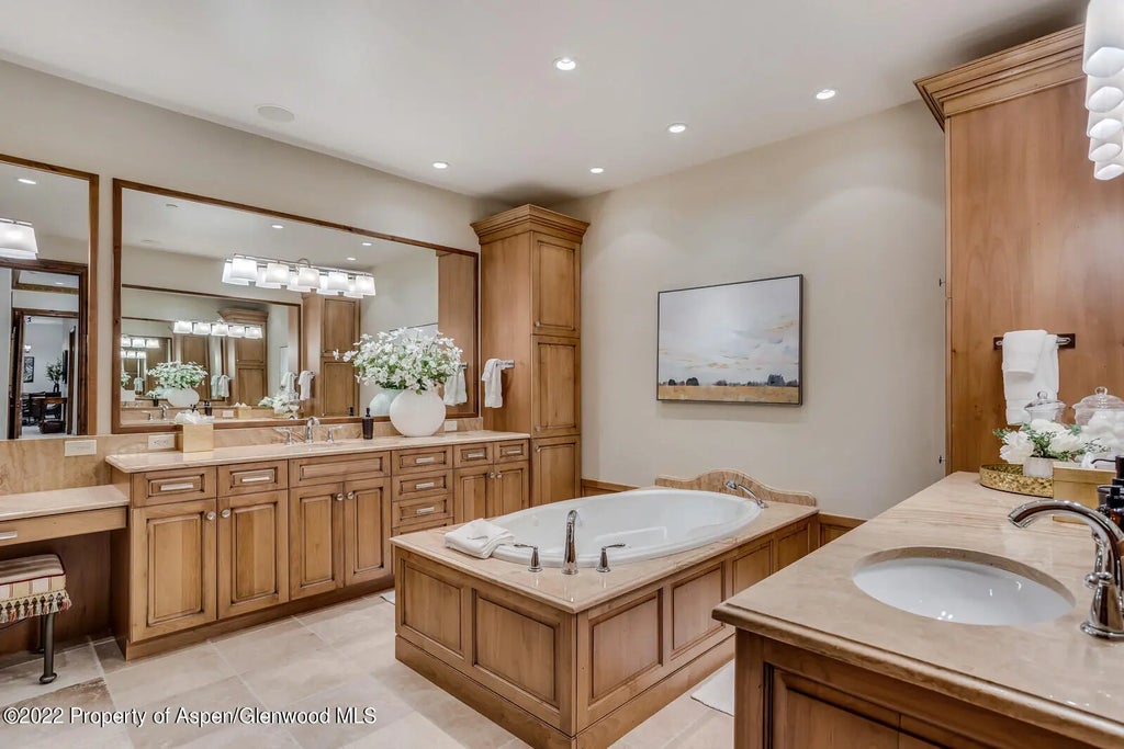 47 of 81 - 900 Waters Avenue, Aspen, CO