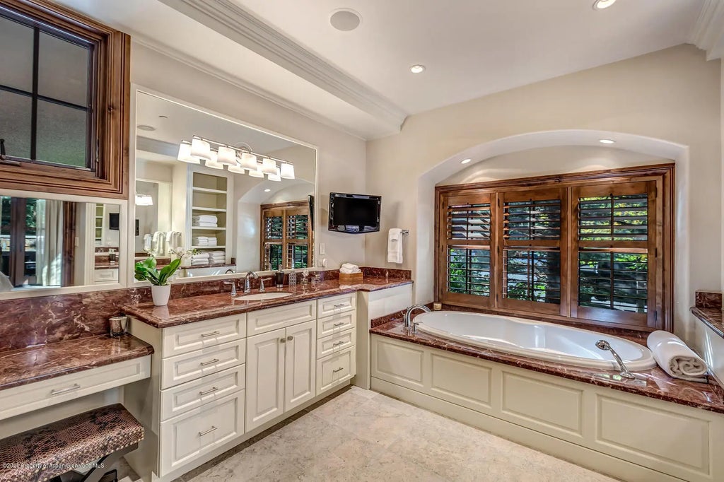 67 of 81 - 900 Waters Avenue, Aspen, CO