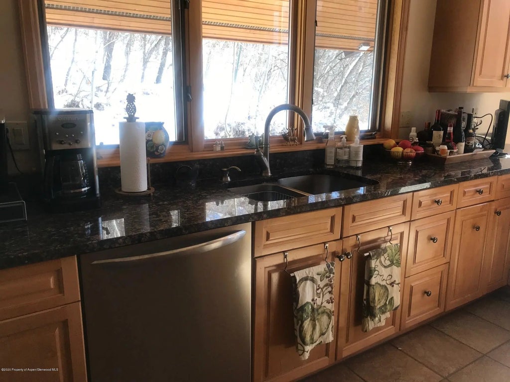 7 of 11 - 368 E Lupine Drive, Aspen, CO