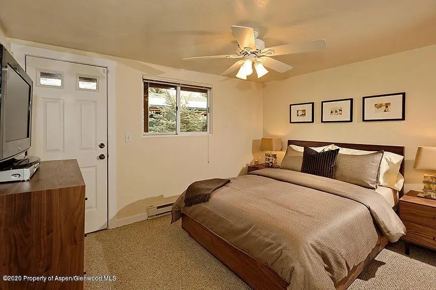 6 of 15 - 914 Waters Avenue 19, Aspen, CO