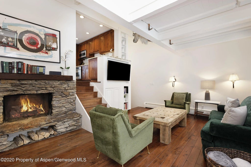 2 of 13 - 900 E Durant Avenue Unit E-114, Aspen, CO