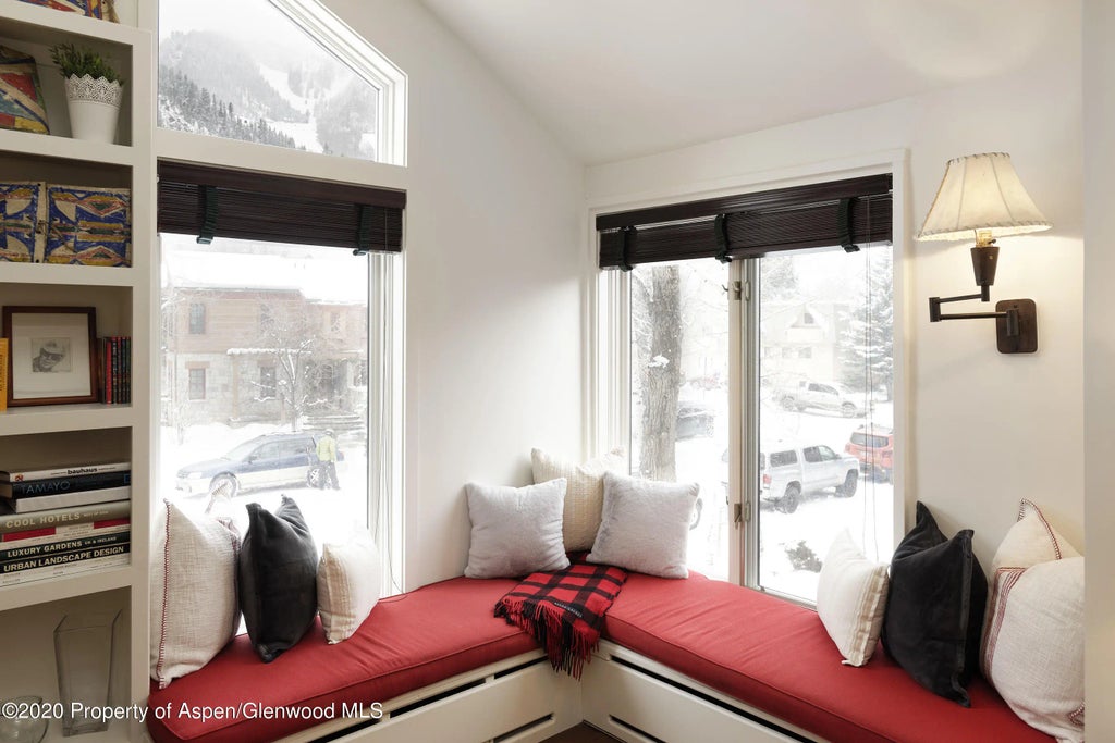 3 of 13 - 900 E Durant Avenue Unit E-114, Aspen, CO