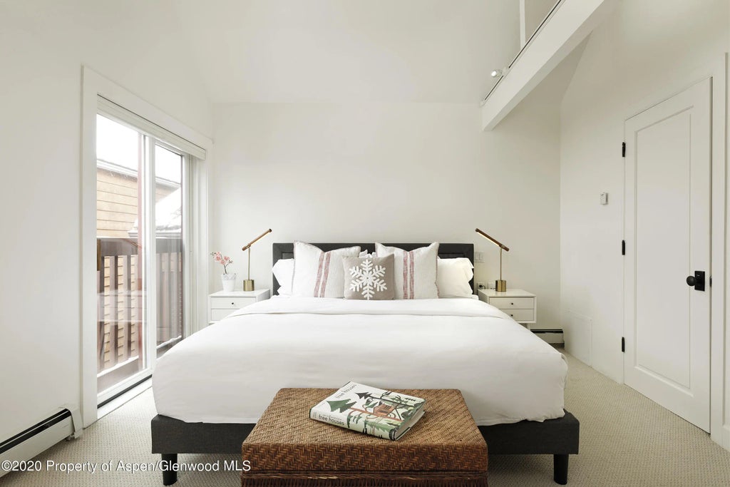 6 of 13 - 900 E Durant Avenue Unit E-114, Aspen, CO